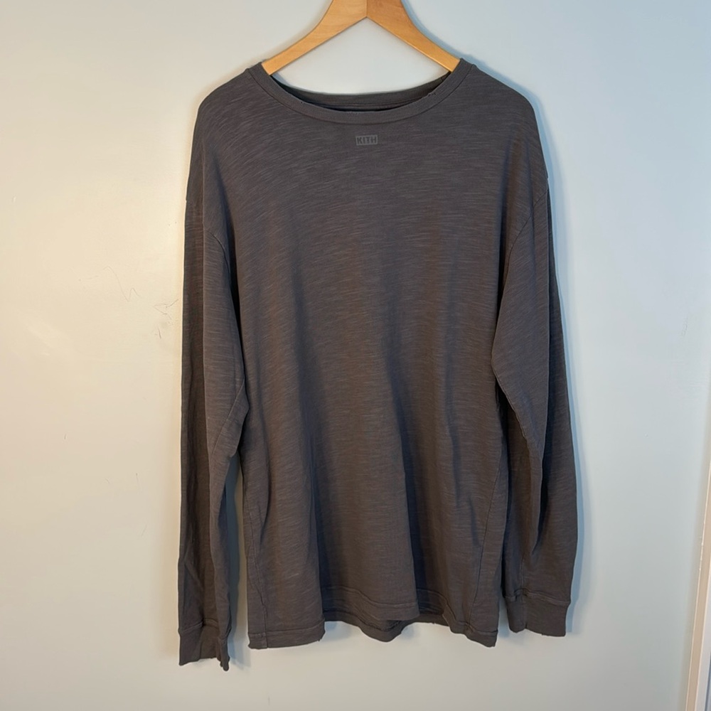 Kith men’s large distressed long sleeve t shirt
